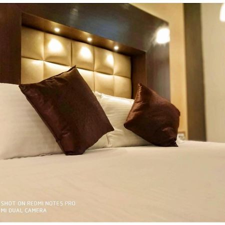Hotel The Royal, Sehore المظهر الخارجي الصورة
