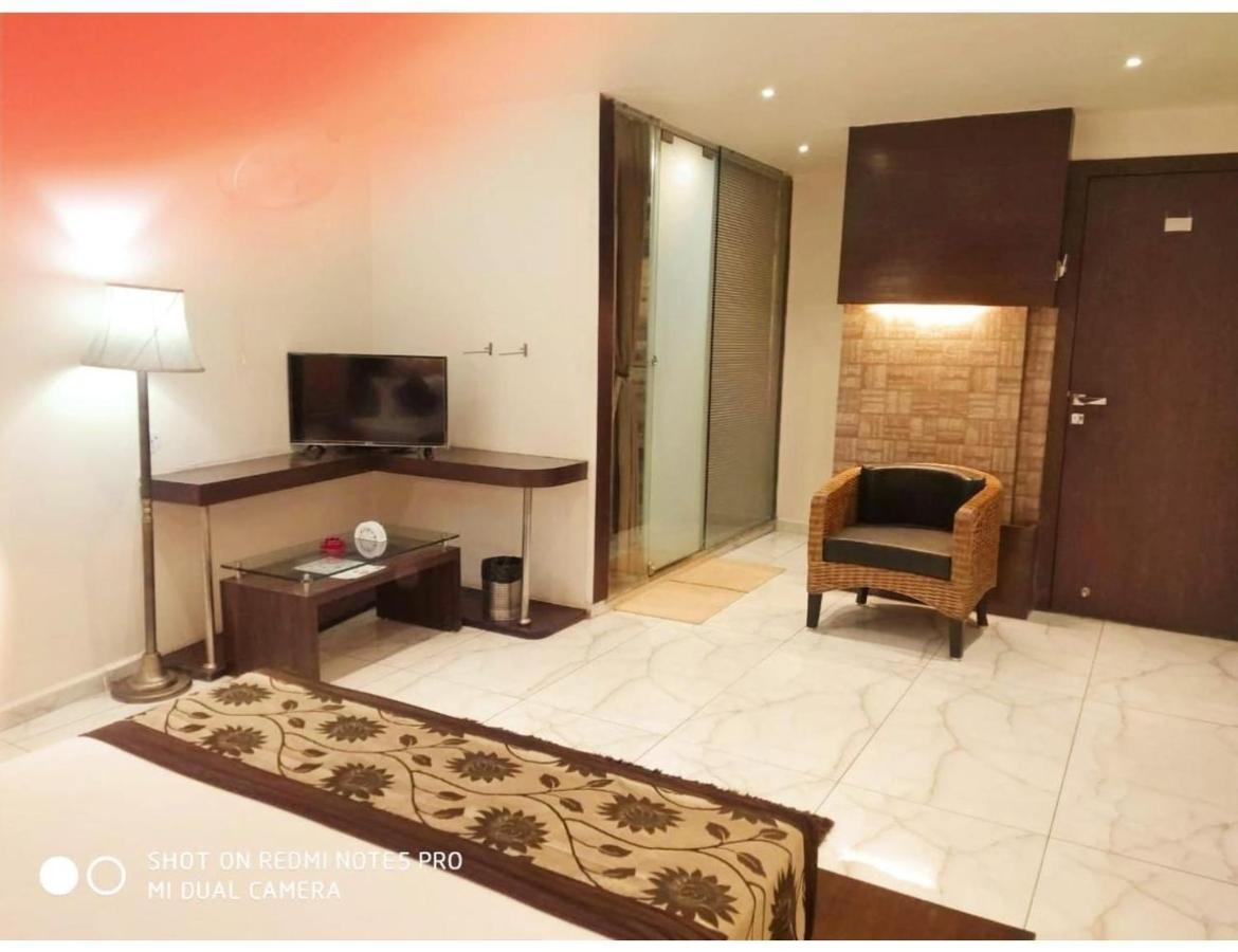 Hotel The Royal, Sehore المظهر الخارجي الصورة